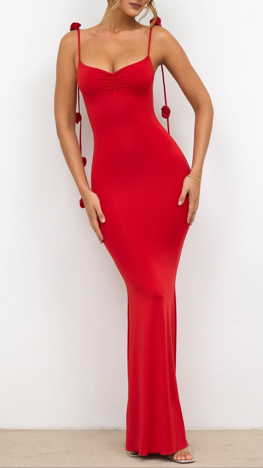 NESS - Robe longue dos nu à bretelles roses