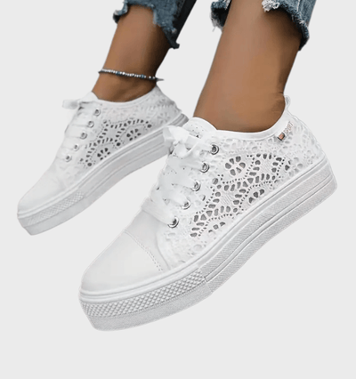 Alena Weisse Low Cut Sneakers zum Schnüren für Damen