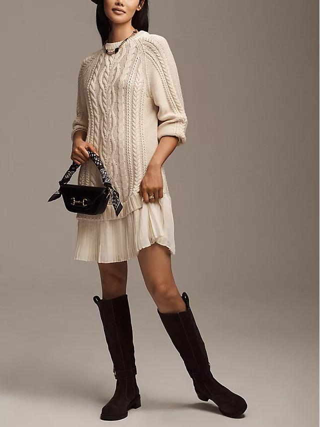 HEWA - Mini-Kleid aus Strick mit gedrehtem Schnitt