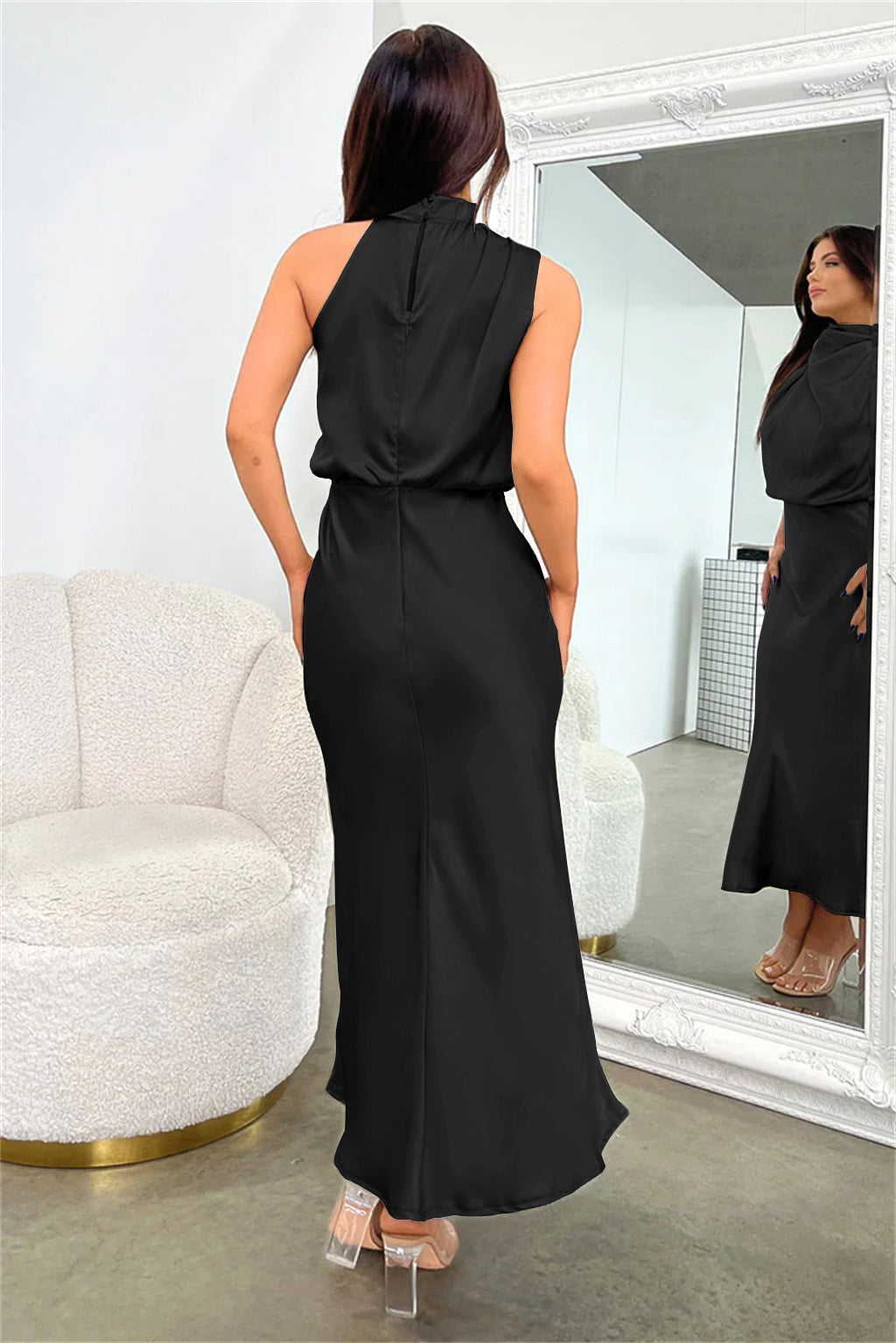 Lydia | Langes Kleid mit Halterneck