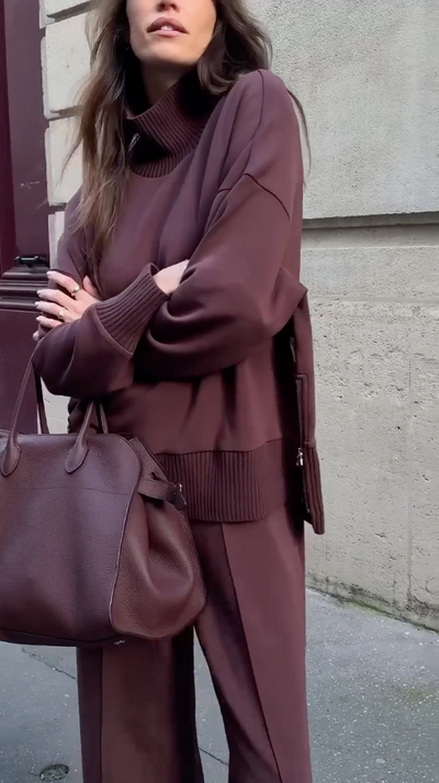 Jessy | Set bestehend aus einem doppelt weichen Sweatshirt und einer elastischen Hose