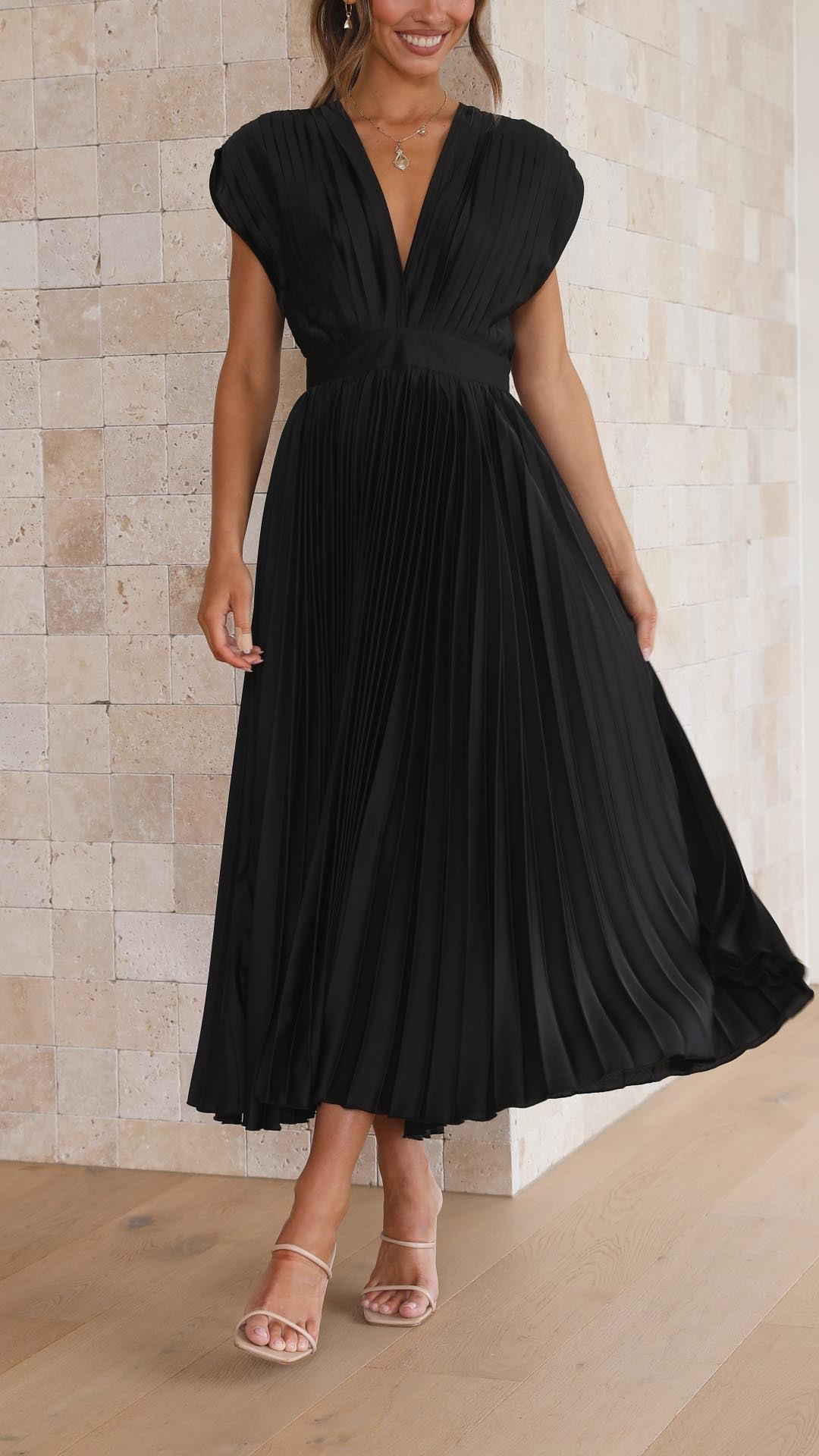 Marianne | Elegantes Faltenkleid