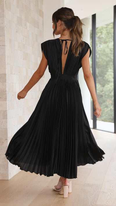 Marianne | Elegantes Faltenkleid