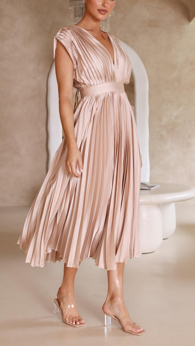 Marianne | Elegantes Faltenkleid