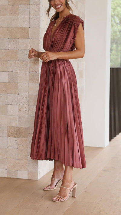 Marianne | Elegantes Faltenkleid