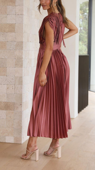 Marianne | Elegantes Faltenkleid