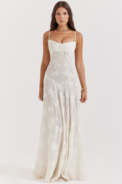 Saskia | Robe Como Premium