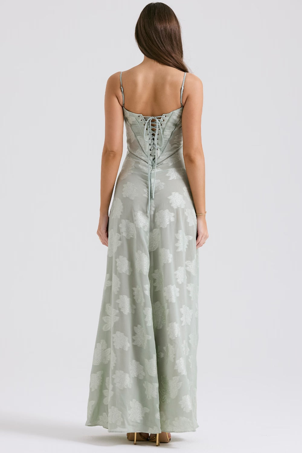 Saskia | Robe Como Premium