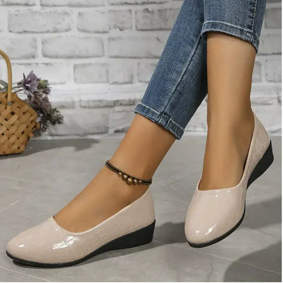 FREYA - Chaussures légères en cuir pour femmes