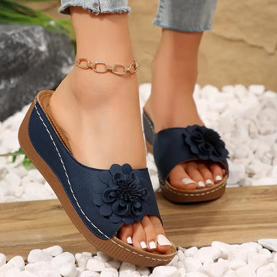 LESAYA - Damen Comfort Flower Slip-On Sandalen