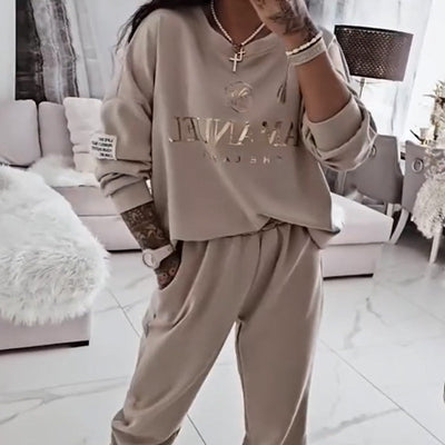 Janessa -bedruckte Bluse und weite Hose